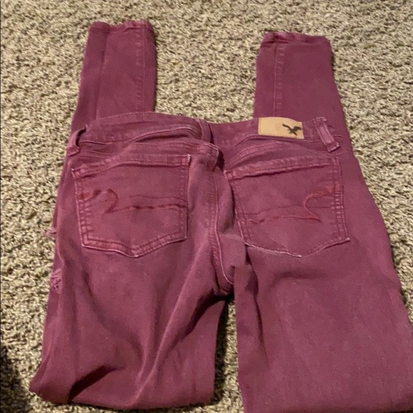 American Eagle ripped jeans - Picture 2 of 3